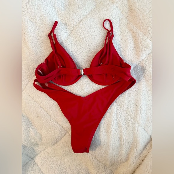 Fashion Nova 2 piece bikini set - Picture 2 of 7